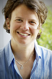 Stephanie Souron, Journalistin in Hamburg